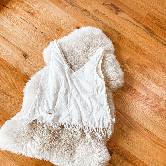 American Eagle Outfitters tank with distressing and fringe hem - Picture 5 of 6